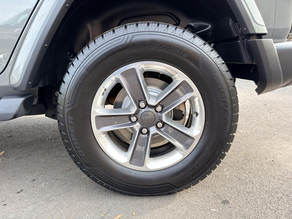 used 2021 Jeep Wrangler Unlimited car, priced at $23,988