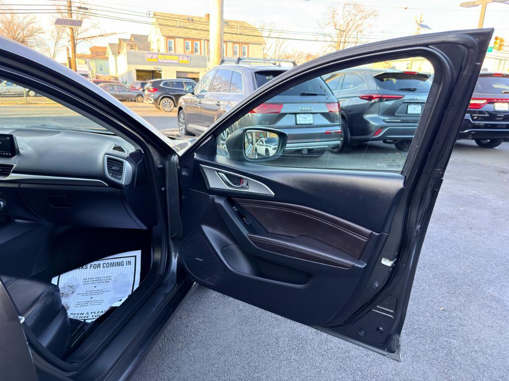 used 2018 Mazda Mazda3 car, priced at $13,488