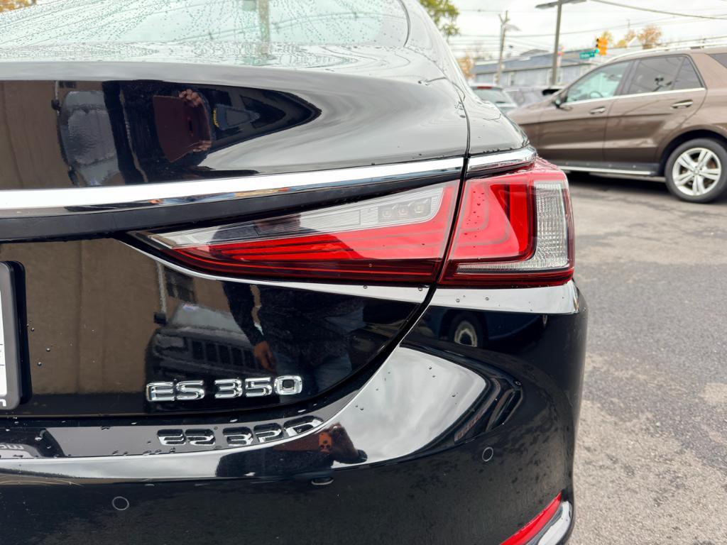 used 2019 Lexus ES 350 car, priced at $29,888