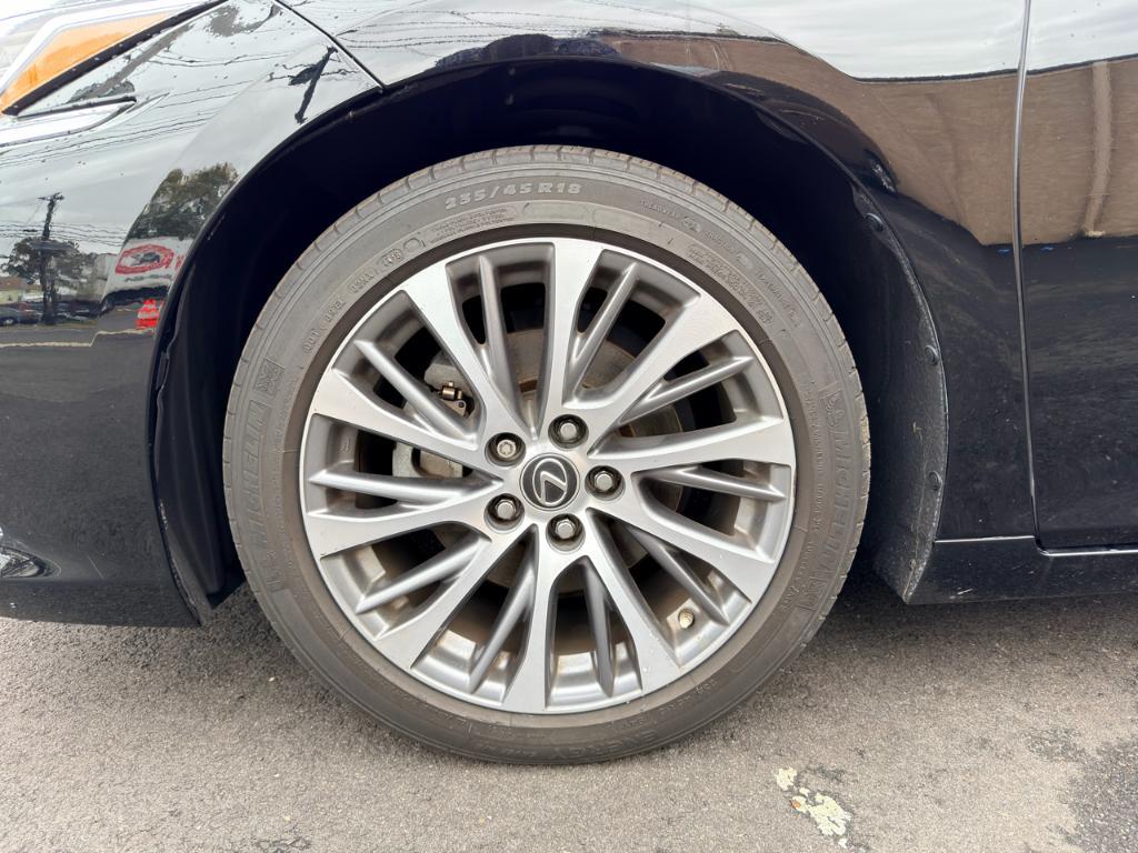 used 2019 Lexus ES 350 car, priced at $29,888