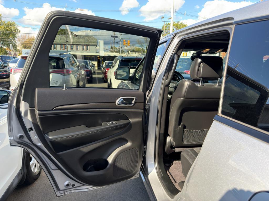 used 2018 Jeep Grand Cherokee car, priced at $18,488