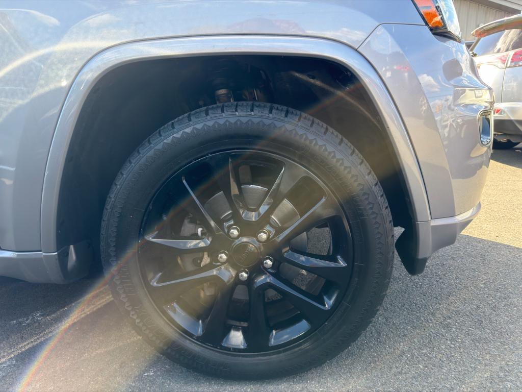 used 2018 Jeep Grand Cherokee car, priced at $18,488