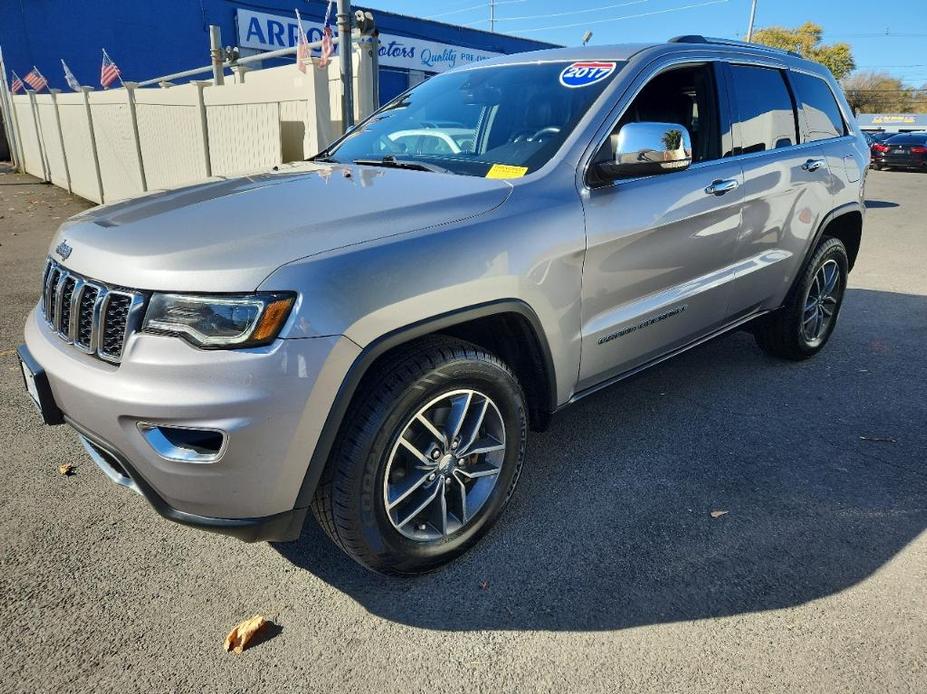 used 2017 Jeep Grand Cherokee car, priced at $15,499