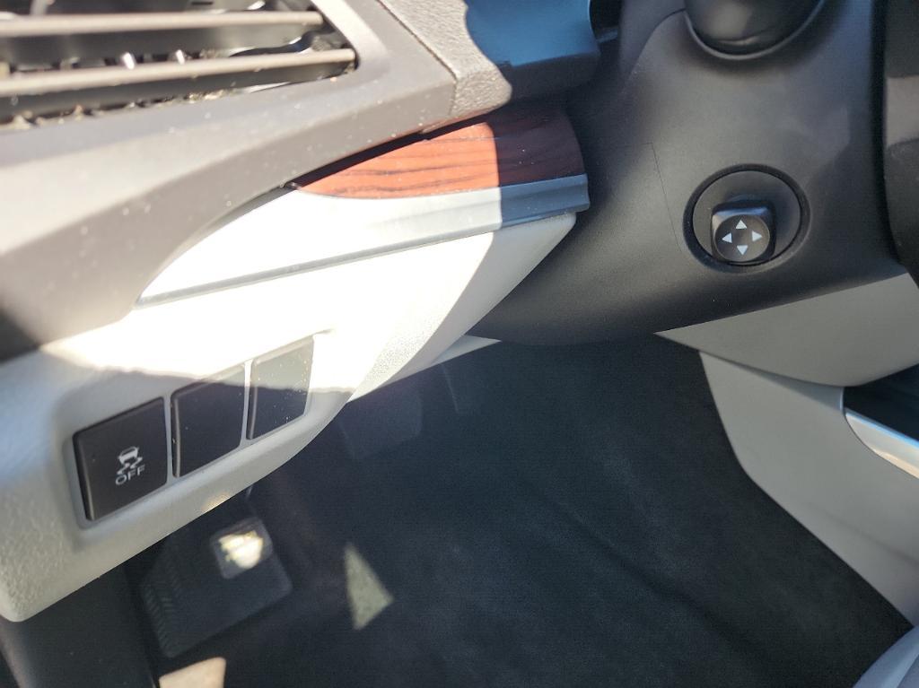 used 2014 Acura MDX car, priced at $14,988