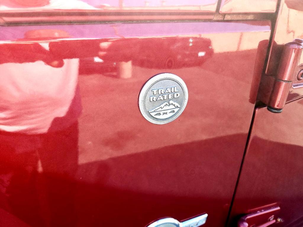 used 2013 Jeep Wrangler Unlimited car, priced at $15,488