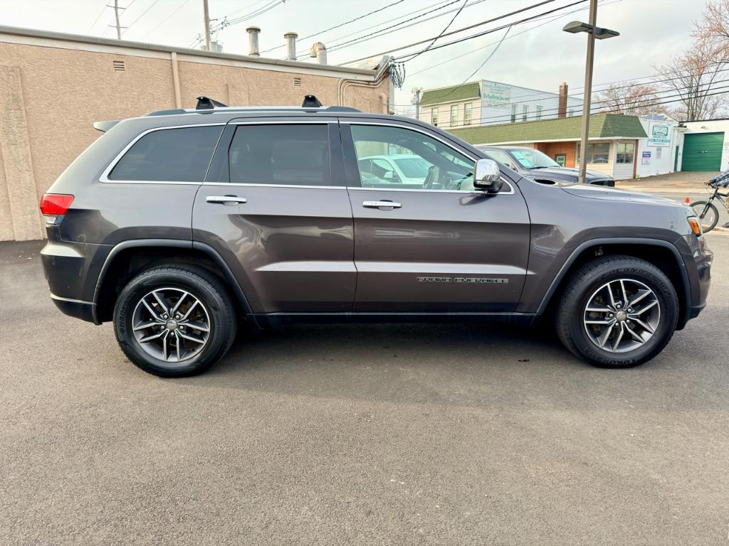 used 2017 Jeep Grand Cherokee car, priced at $14,988