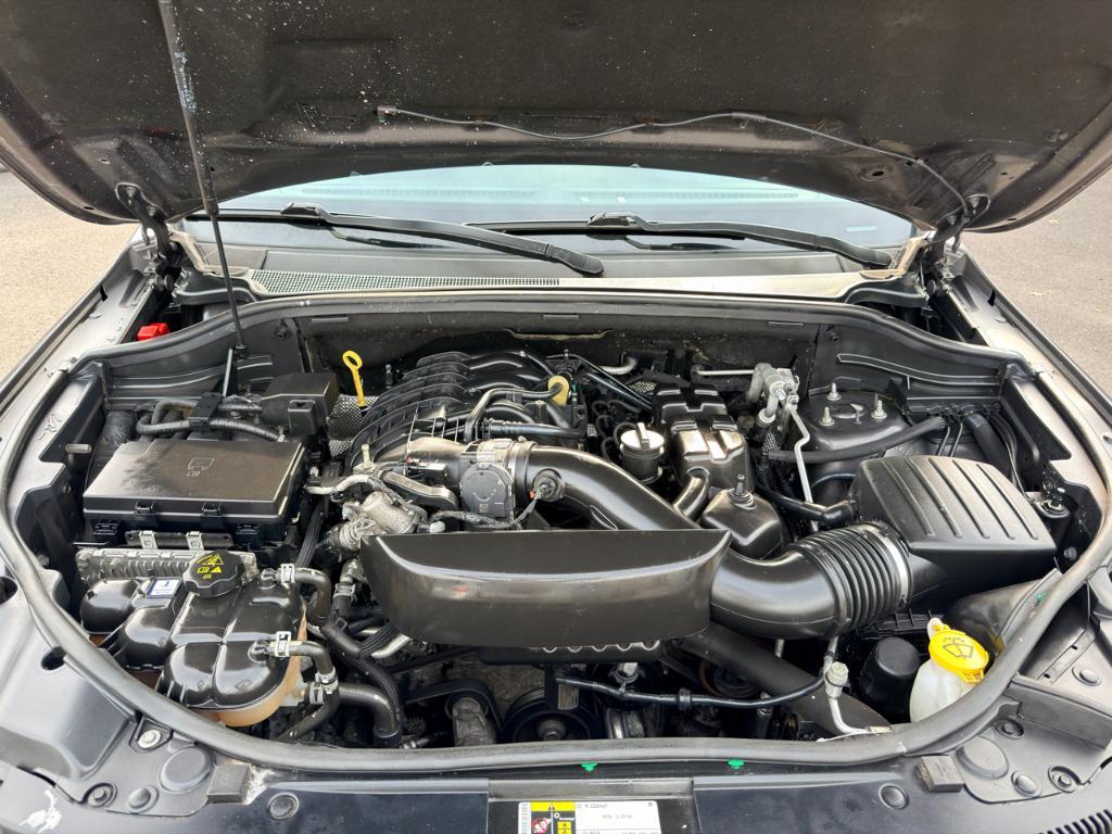 used 2017 Jeep Grand Cherokee car, priced at $14,988