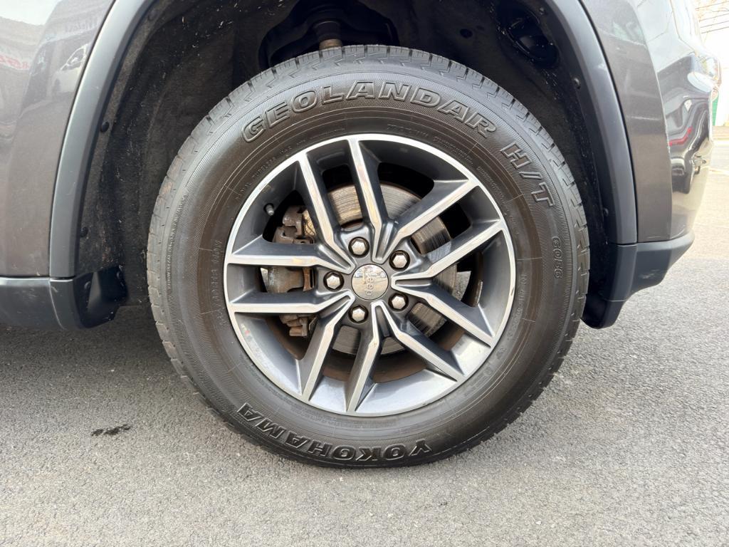 used 2017 Jeep Grand Cherokee car, priced at $14,988