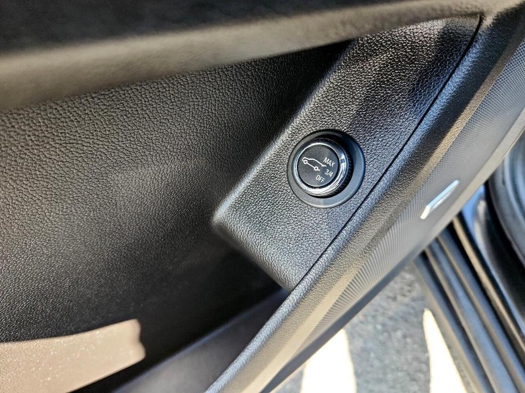 used 2019 Chevrolet Traverse car, priced at $22,988