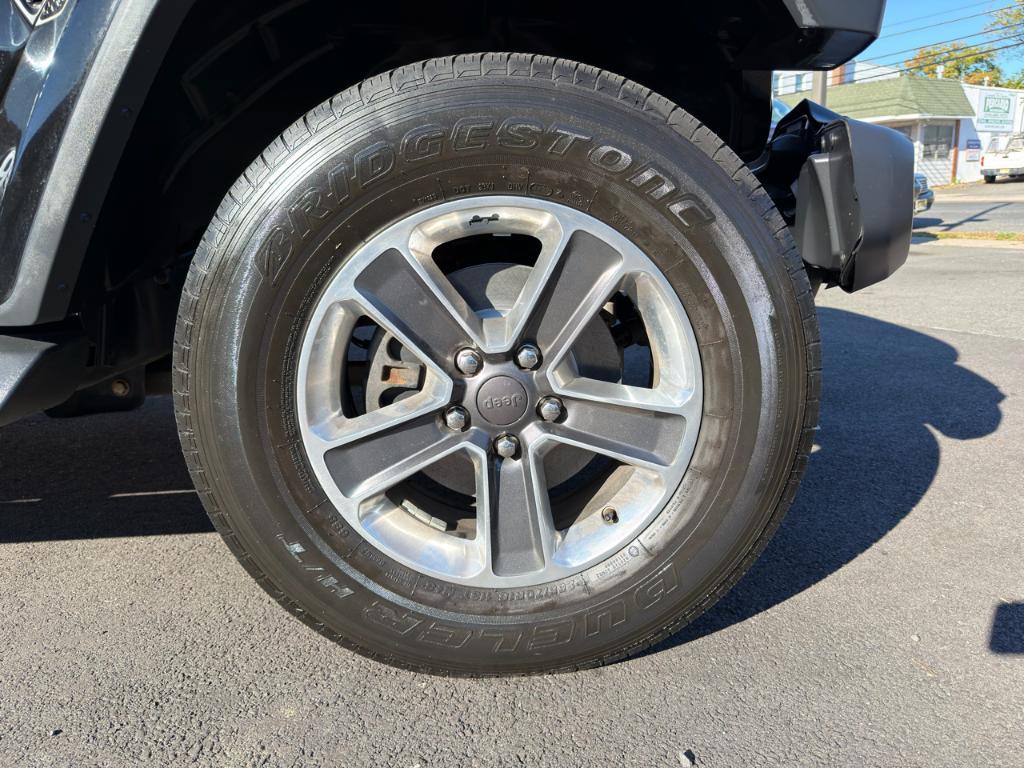 used 2018 Jeep Wrangler Unlimited car, priced at $24,998