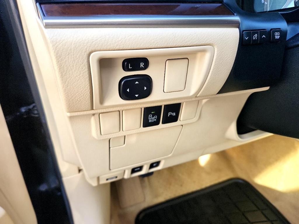 used 2015 Lexus ES 350 car, priced at $17,299