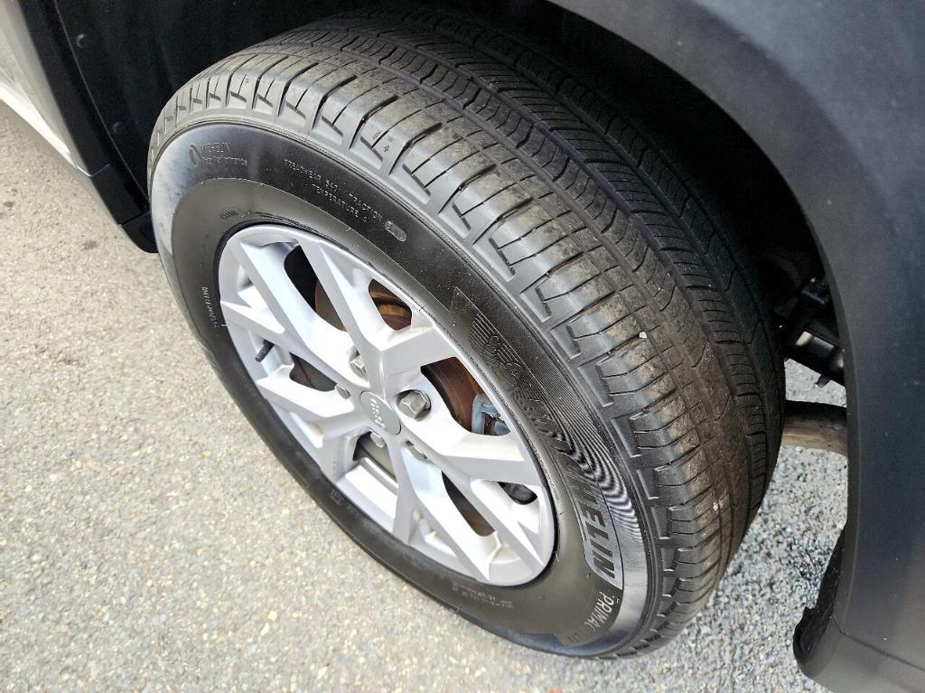 used 2021 Jeep Grand Cherokee L car, priced at $20,988