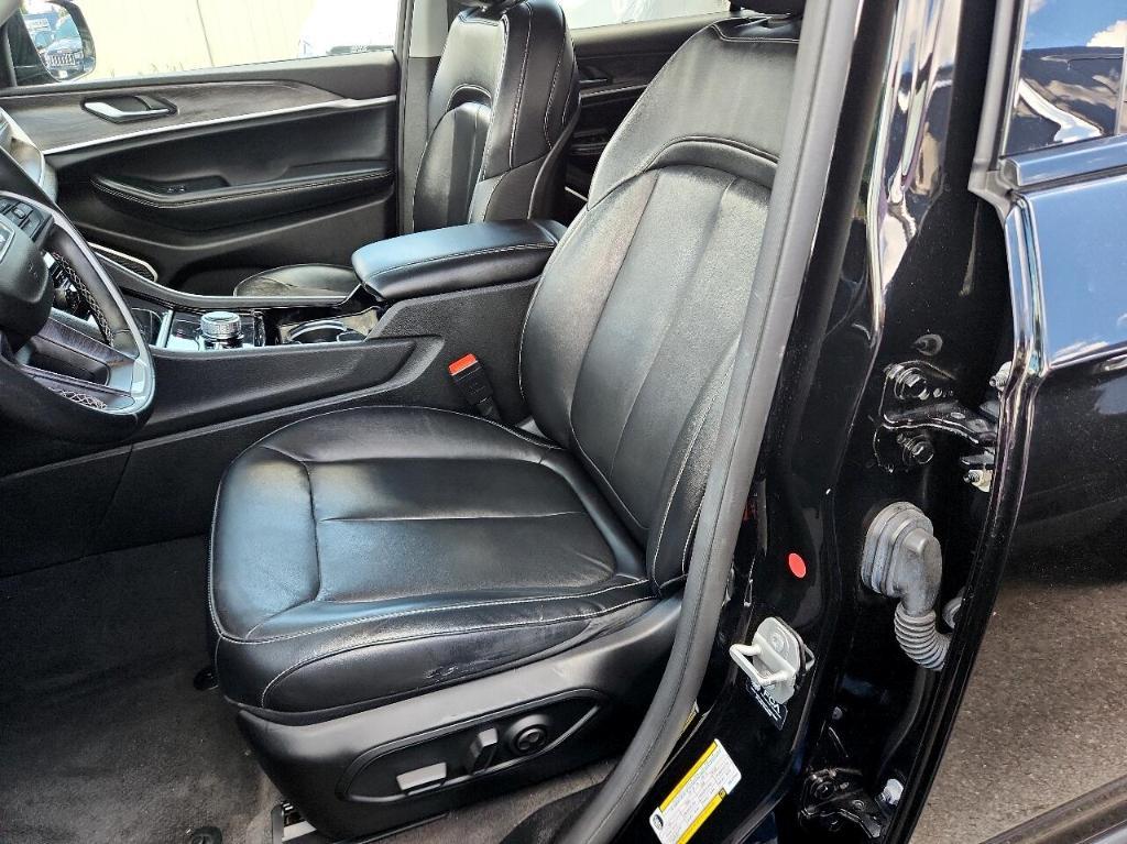 used 2021 Jeep Grand Cherokee L car, priced at $20,988