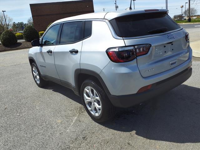 new 2024 Jeep Compass car, priced at $28,090