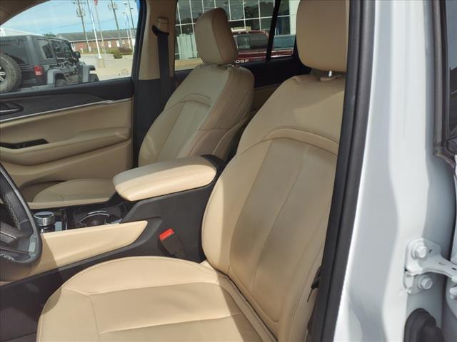 used 2022 Jeep Grand Cherokee car, priced at $39,309