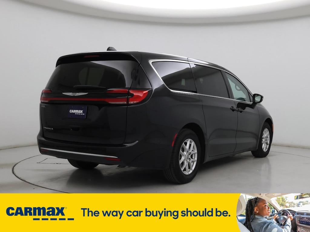 used 2023 Chrysler Pacifica car, priced at $24,998