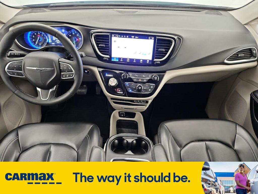 used 2023 Chrysler Pacifica car, priced at $24,998