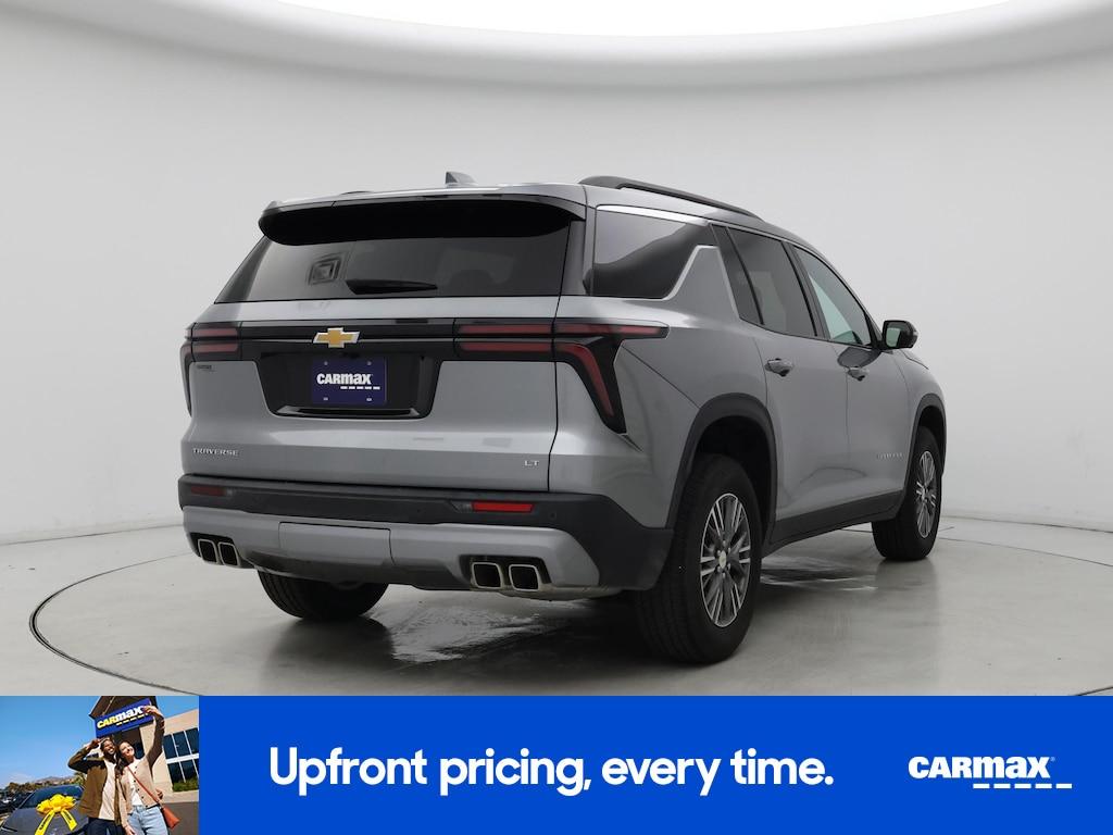 used 2024 Chevrolet Traverse car, priced at $38,998