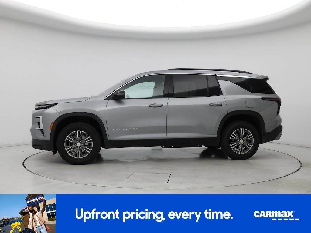 used 2024 Chevrolet Traverse car, priced at $38,998