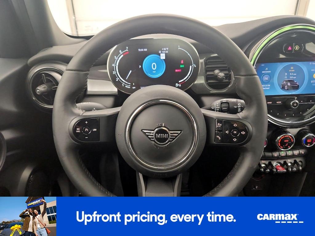 used 2022 MINI Hardtop car, priced at $22,998