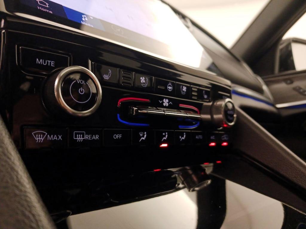 used 2022 Jeep Grand Cherokee car, priced at $34,998