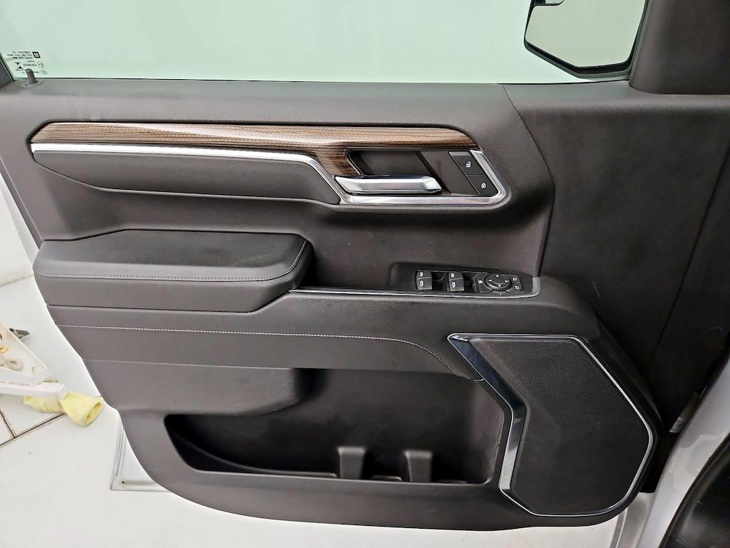 used 2022 Chevrolet Silverado 1500 car, priced at $40,998