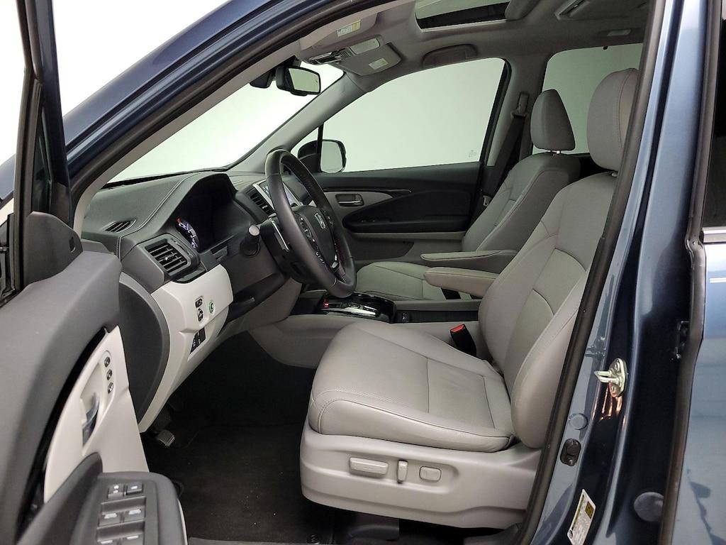 used 2017 Honda Pilot car, priced at $29,998