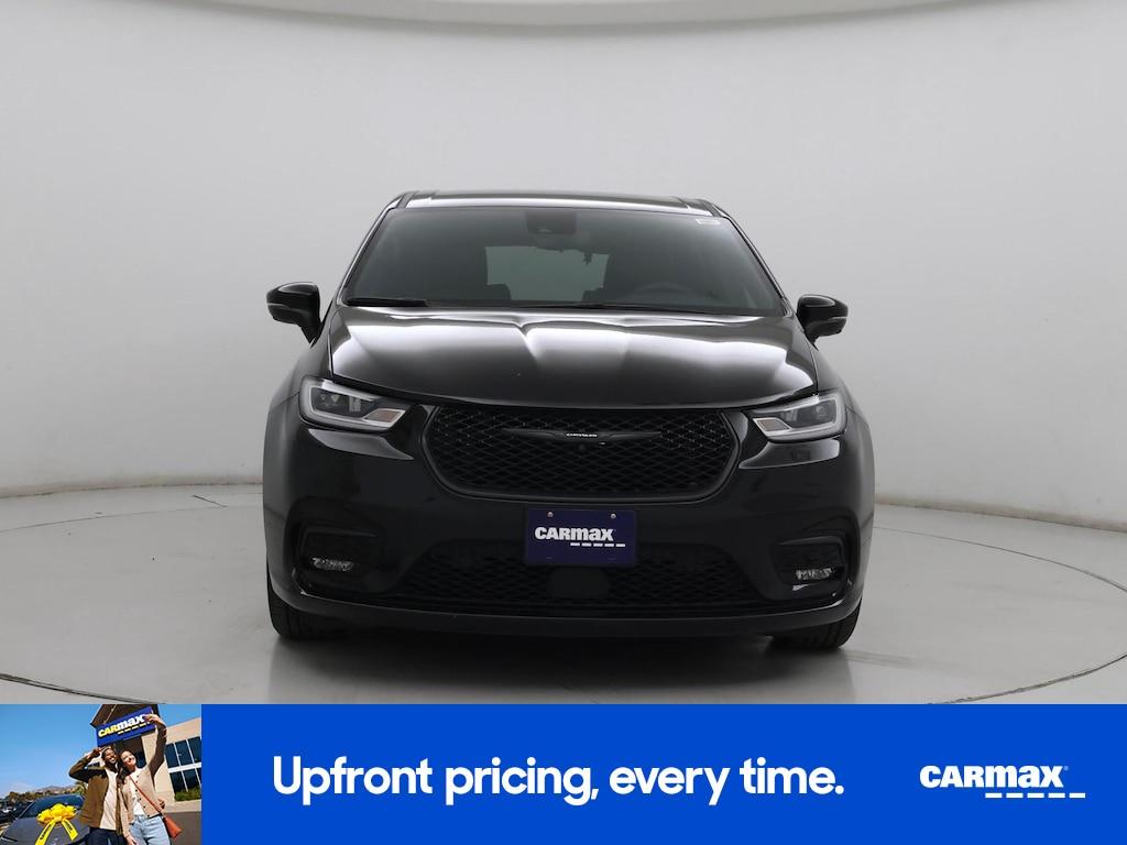 used 2023 Chrysler Pacifica Hybrid car, priced at $35,998