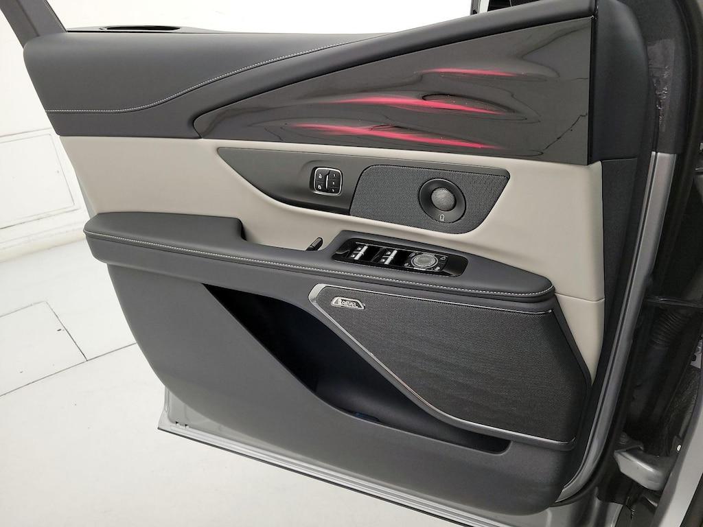 used 2024 Lincoln Nautilus car, priced at $48,998