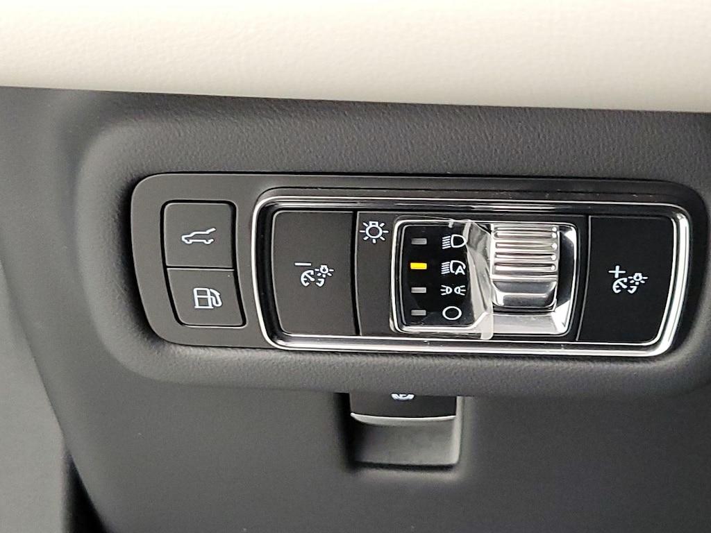 used 2024 Lincoln Nautilus car, priced at $48,998