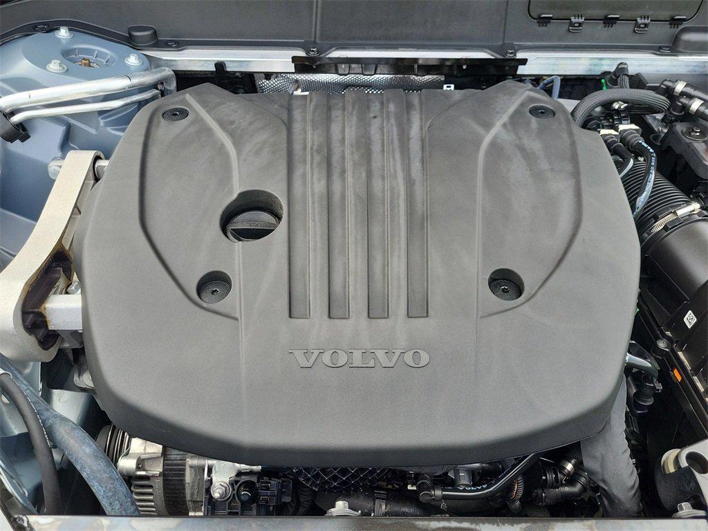 used 2023 Volvo XC60 car, priced at $37,498