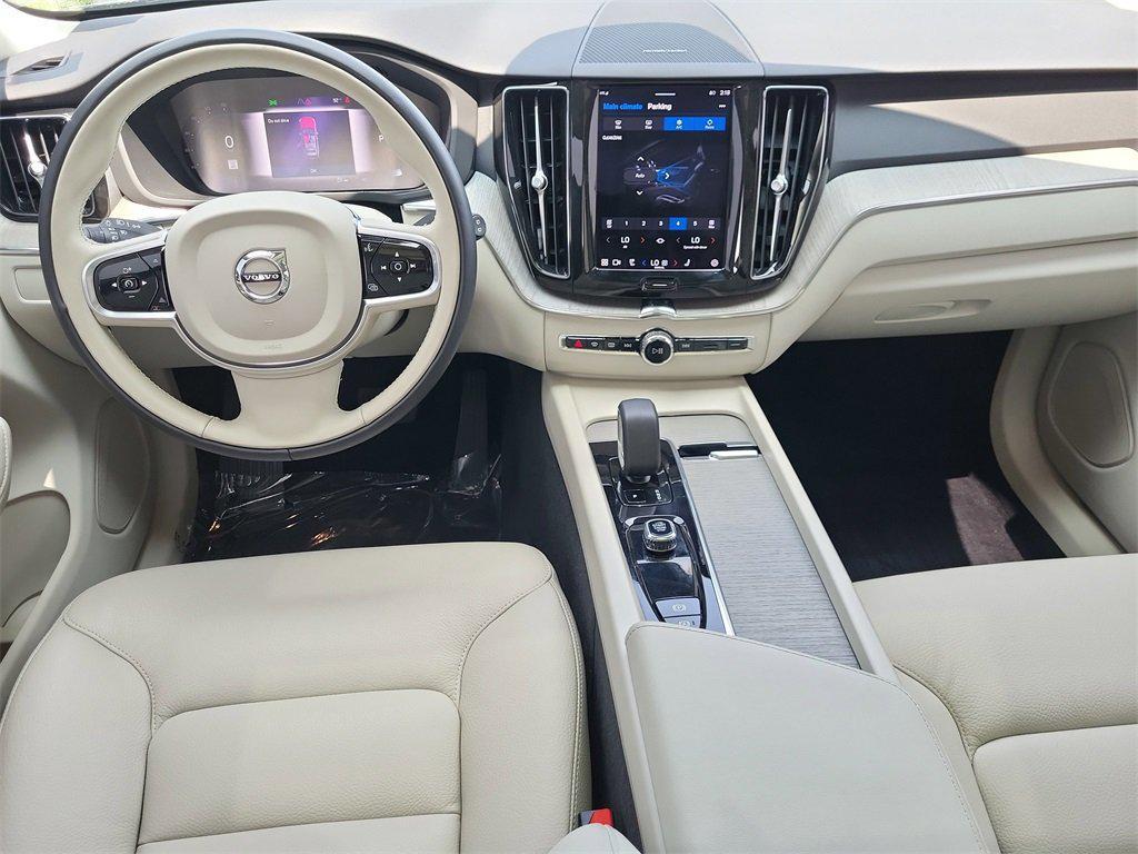 used 2023 Volvo XC60 car, priced at $37,498