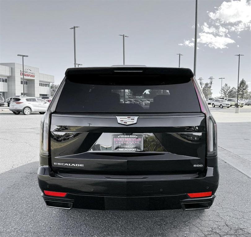 used 2022 Cadillac Escalade car, priced at $69,998
