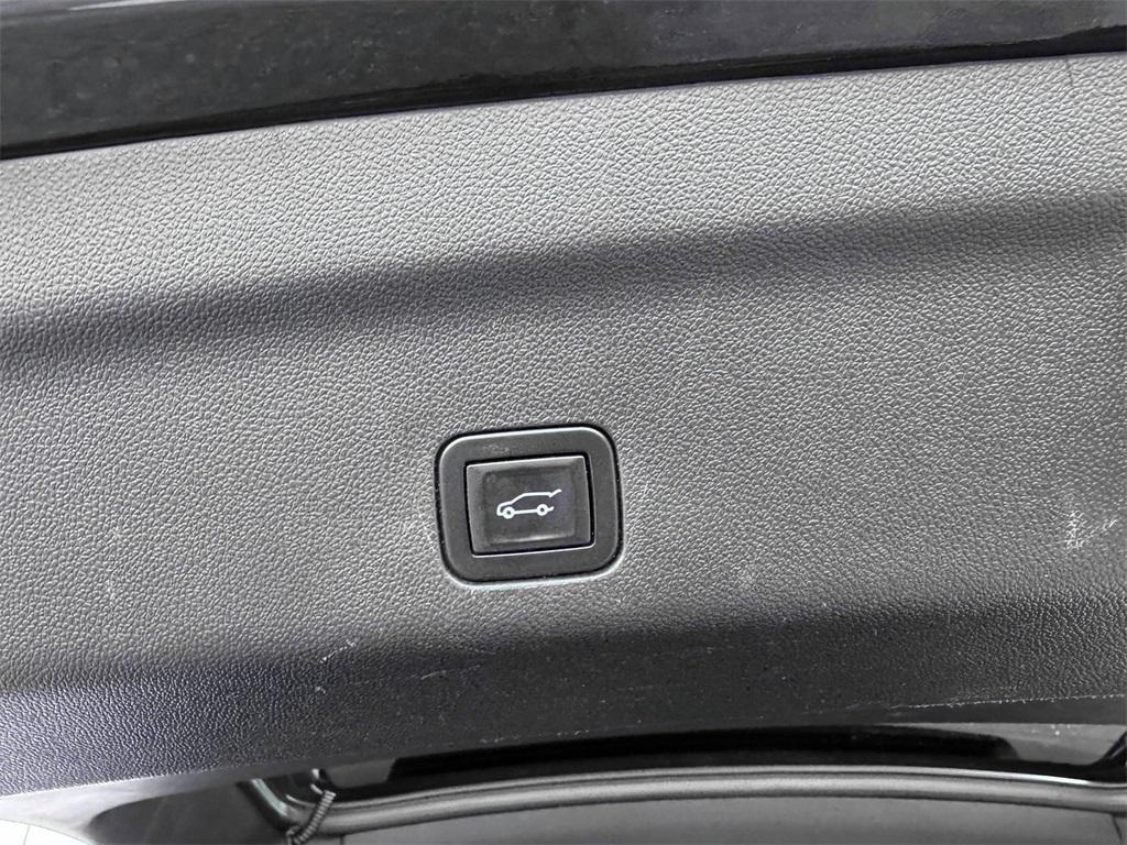 used 2022 Cadillac Escalade car, priced at $69,998