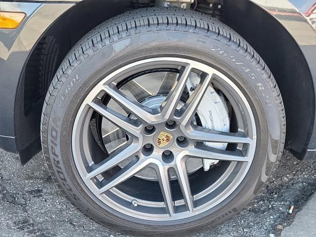 used 2020 Porsche Macan car, priced at $55,998