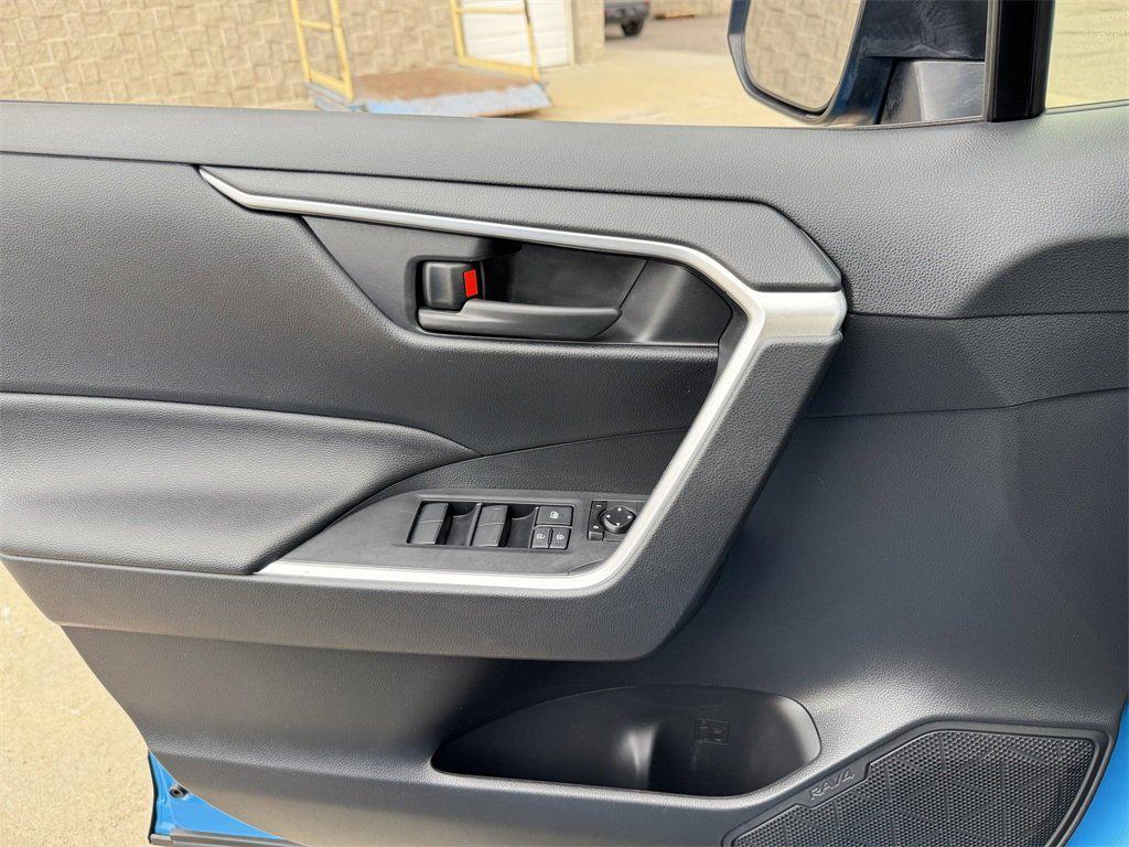 used 2019 Toyota RAV4 car, priced at $23,998