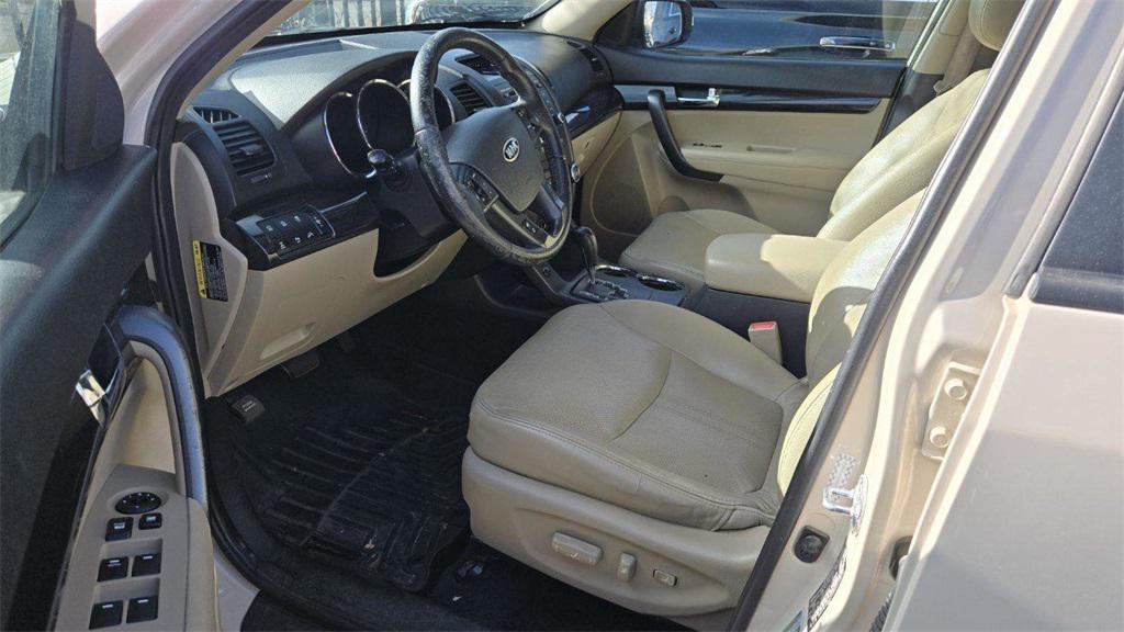 used 2011 Kia Sorento car, priced at $6,599