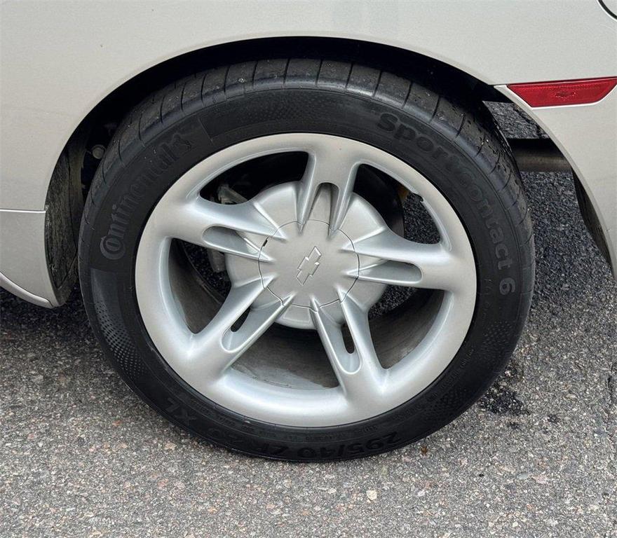 used 2004 Chevrolet SSR car, priced at $33,998