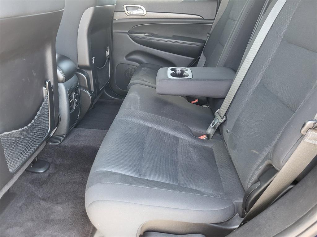 used 2016 Jeep Grand Cherokee car, priced at $11,998