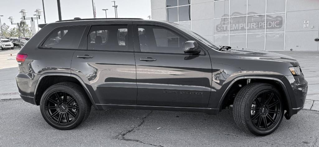 used 2018 Jeep Grand Cherokee car, priced at $23,498