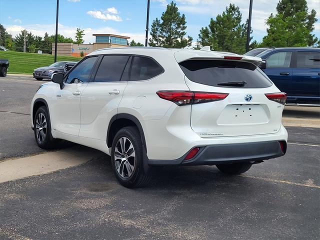 used 2021 Toyota Highlander Hybrid car, priced at $41,999