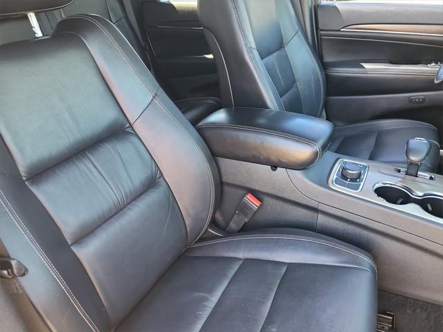 used 2015 Jeep Grand Cherokee car, priced at $12,298