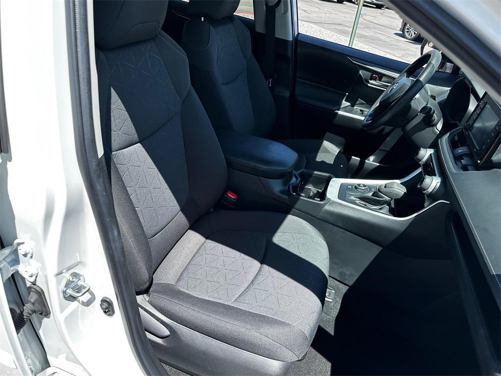 used 2022 Toyota RAV4 Hybrid car, priced at $31,798