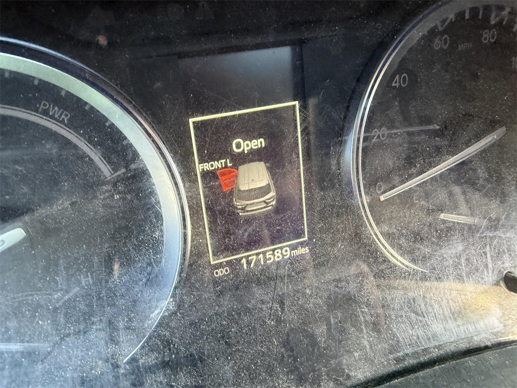 used 2015 Toyota Highlander Hybrid car, priced at $14,898