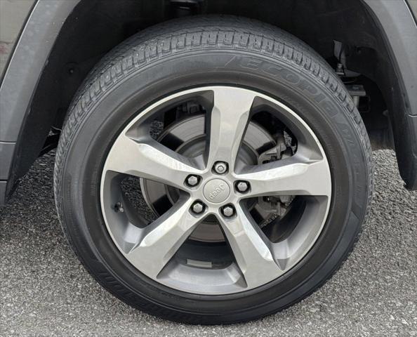 used 2022 Jeep Grand Cherokee L car, priced at $30,599