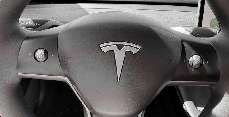 used 2022 Tesla Model 3 car, priced at $27,998