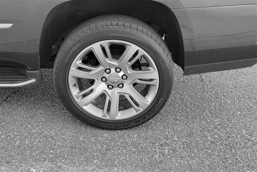 used 2017 Cadillac Escalade car, priced at $25,998