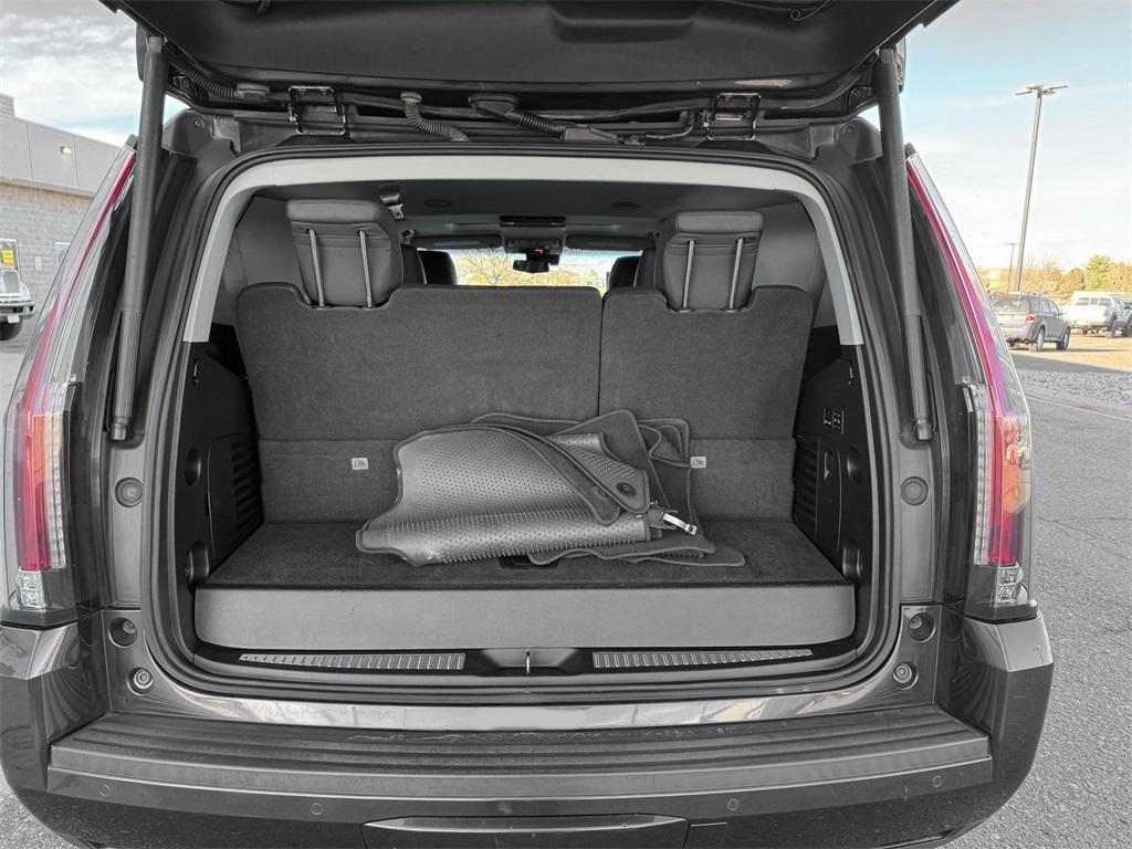 used 2017 Cadillac Escalade car, priced at $25,998