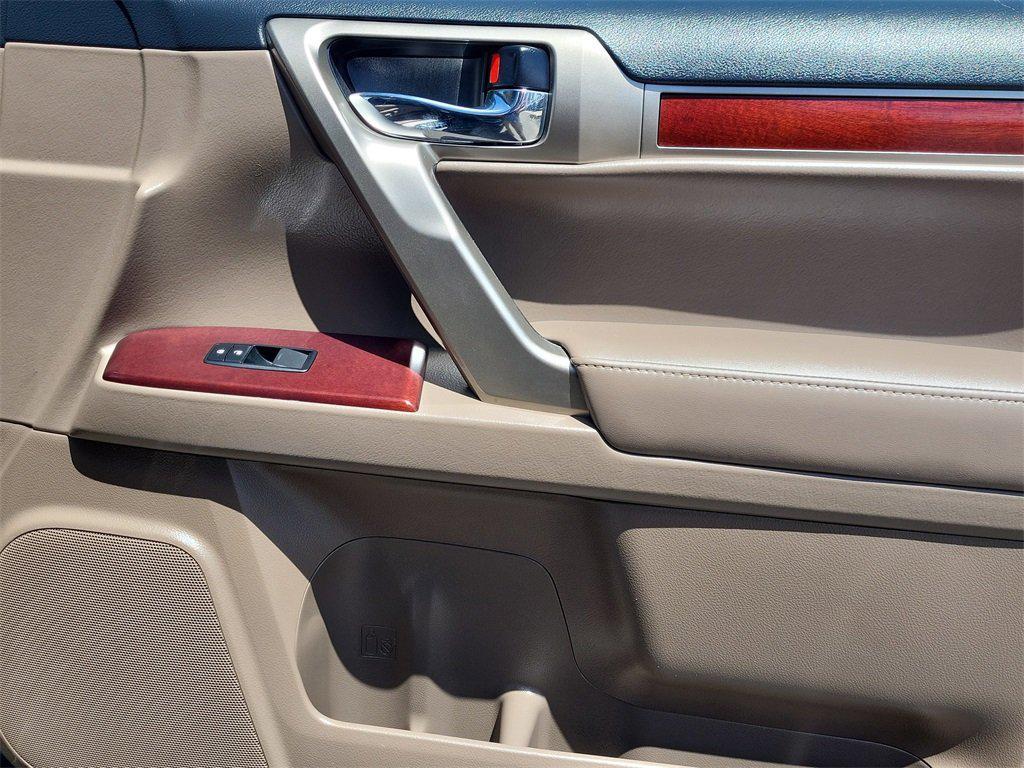 used 2019 Lexus GX 460 car, priced at $30,698