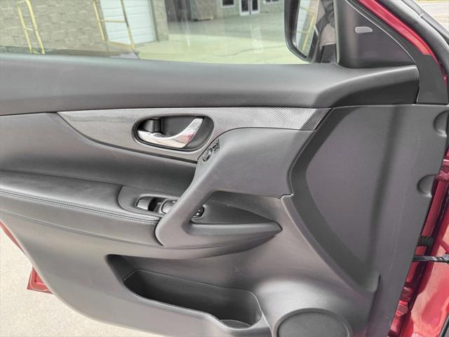 used 2016 Nissan Rogue car, priced at $12,198